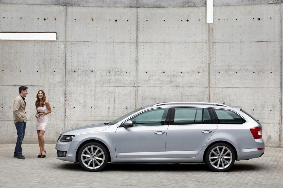  Skoda Octavia Combi 2013 года  (фото 15 из 26)